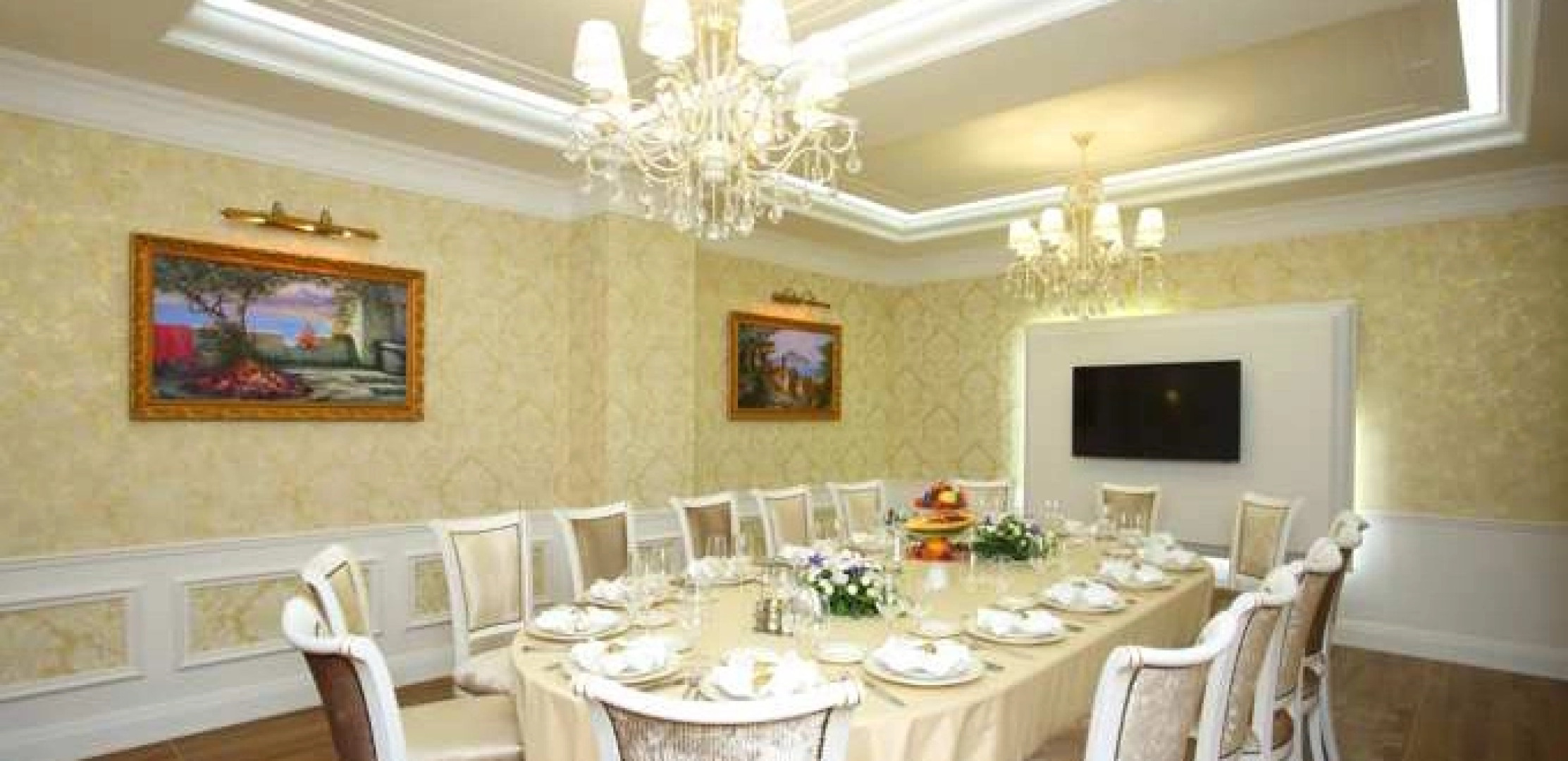 Отель Россия