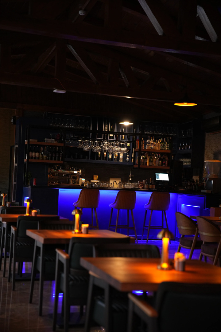 Отель Navy Inn & Bungalows