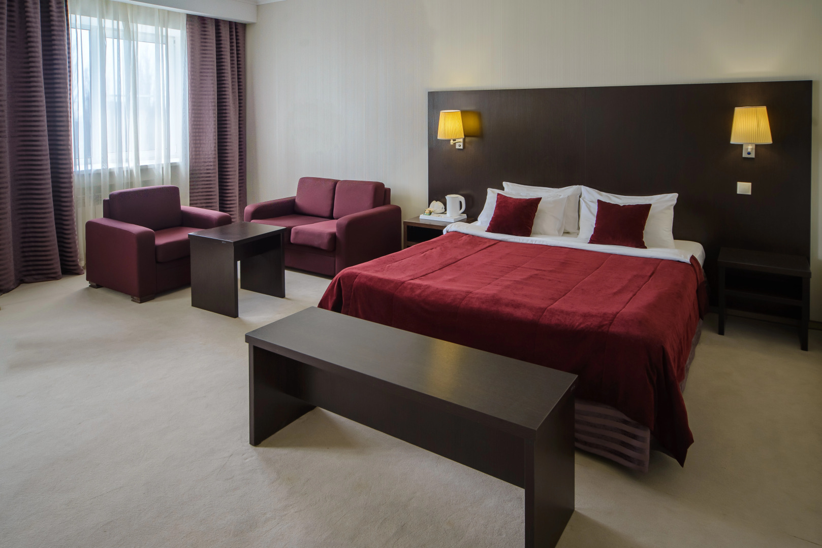 Отель Аврора