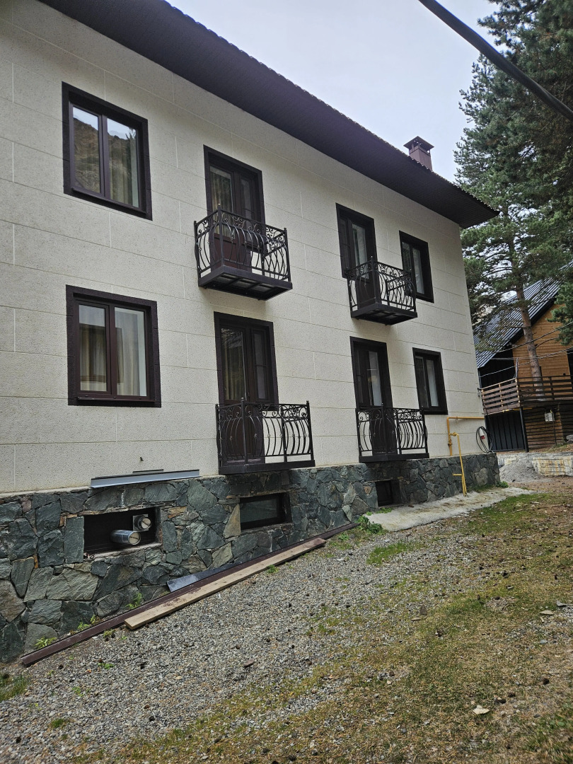 Отель Вираж