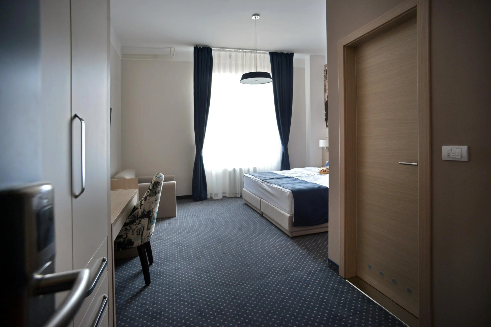 Ночлег и завтрак (B&B) Five Points Square - City Center