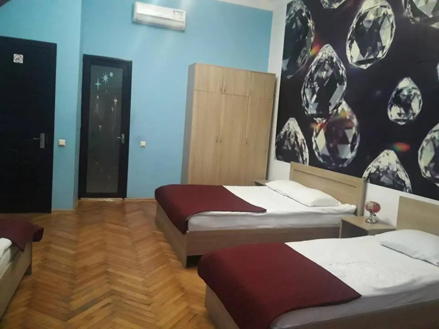 Отель Andria