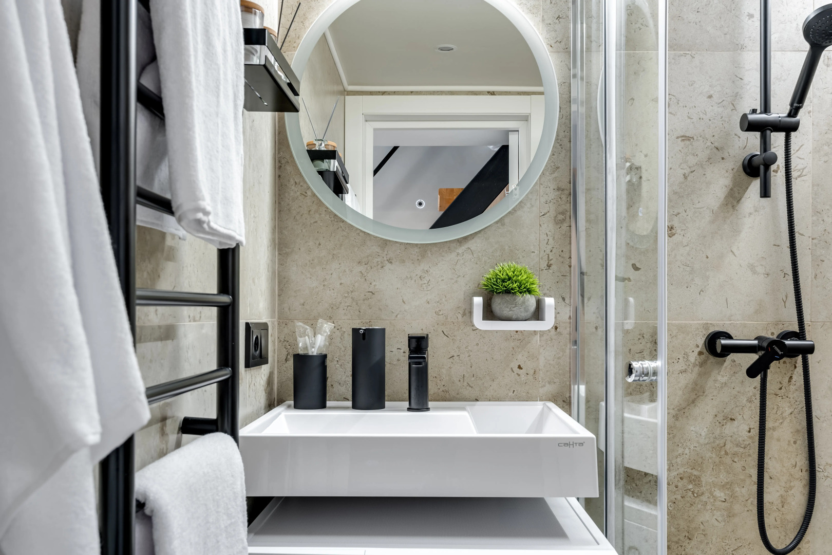 Апартаменты Двухуровневые апартаменты Estetic House в ЖК Loft FM