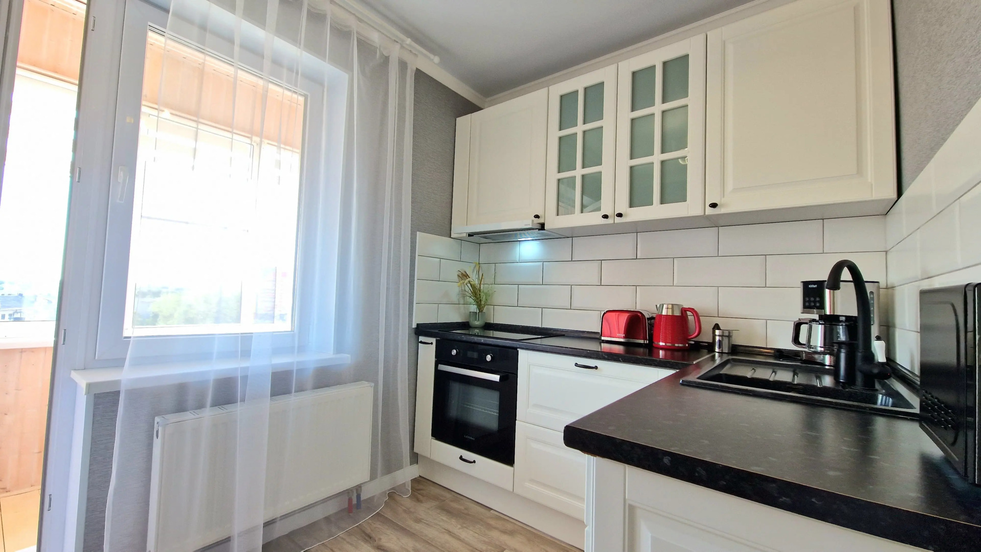 Квартира в Хорошей Локации Недалеко от Исторического Центра Города