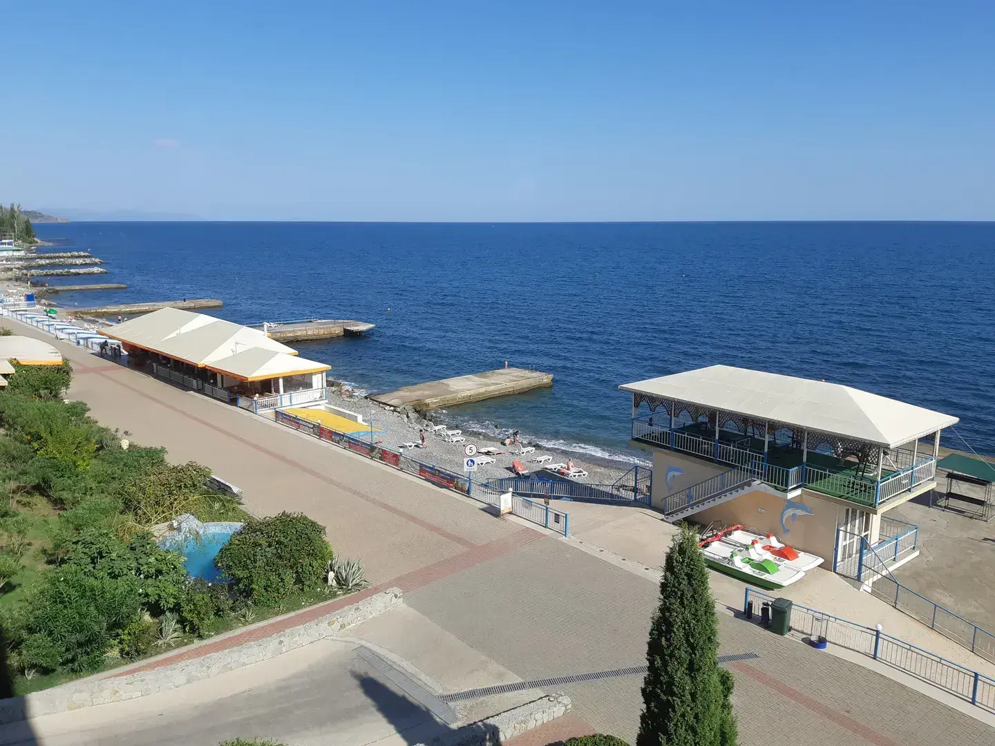 Апартаменты у синего моря