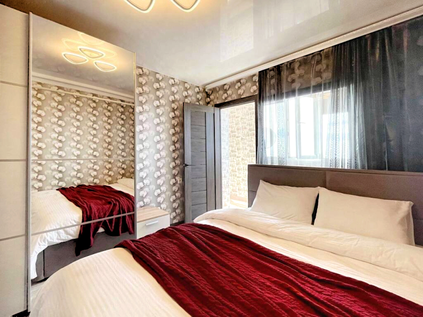 Апартаменты с Видом на Море и Горы