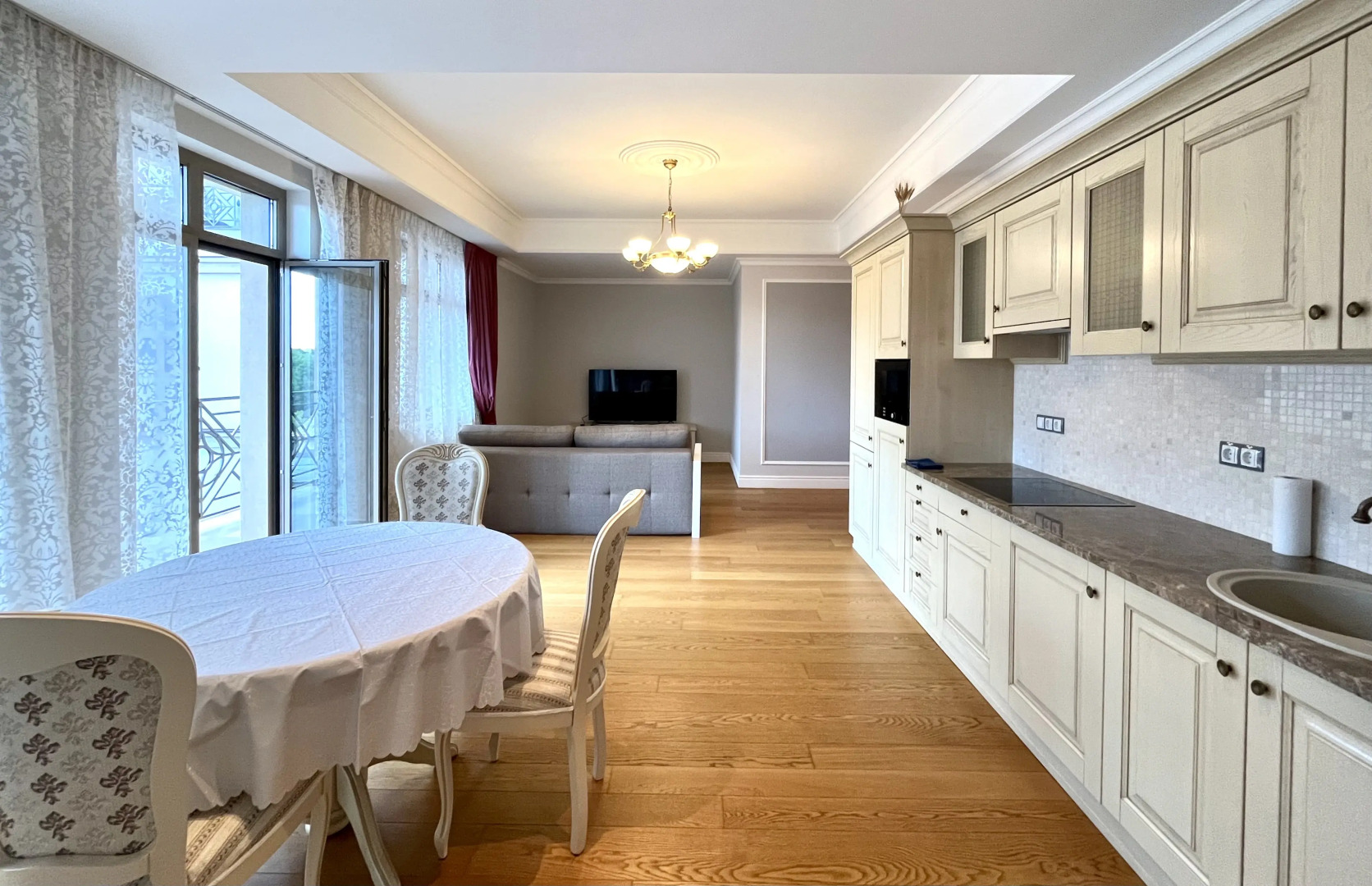 Апартаменты Двухкомнатные с Балконом Премиум класса в ЖК Дипломат