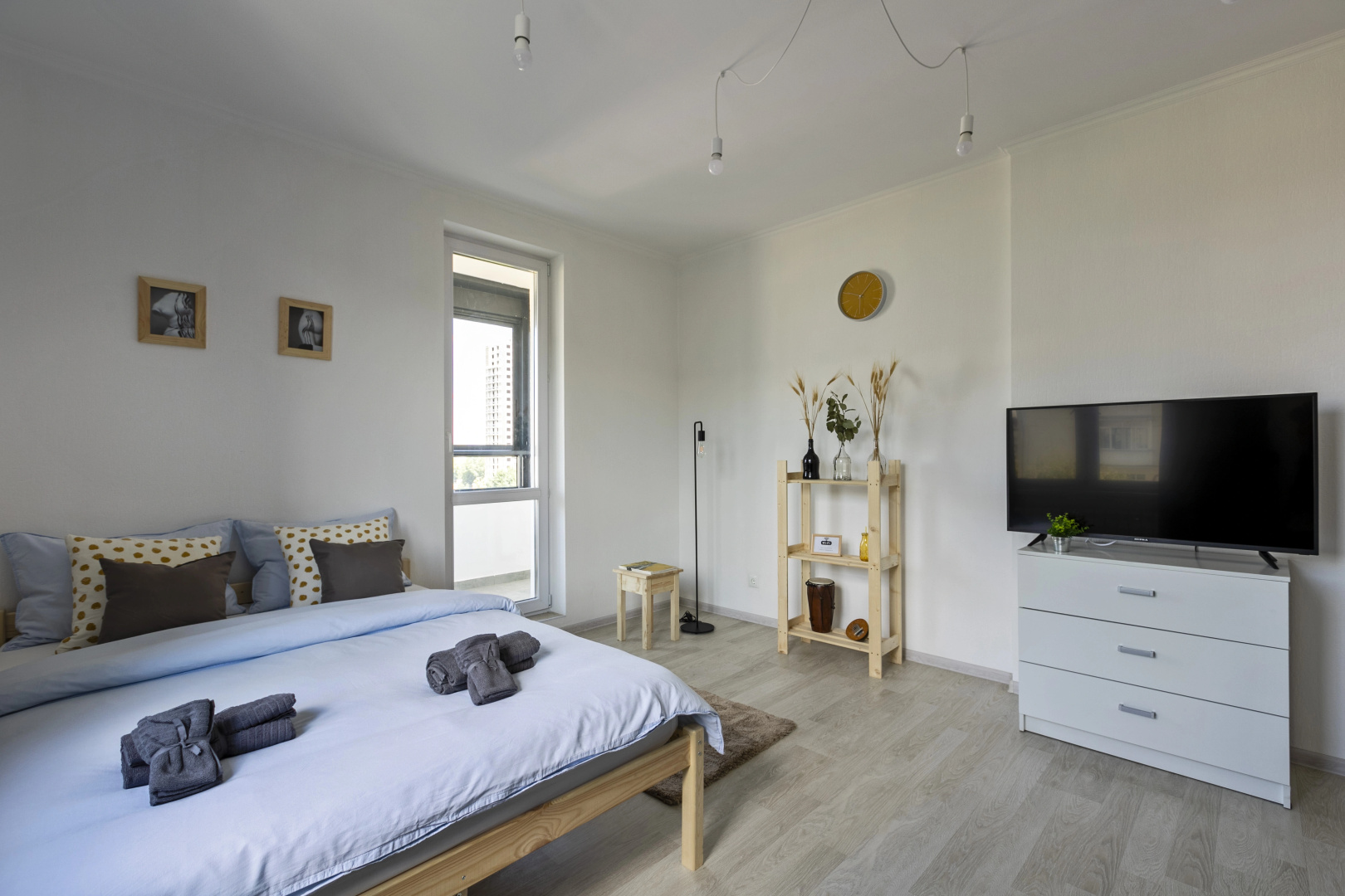 Great view 2-rooms Apartment 2 Min Walk to Raykin Plaza