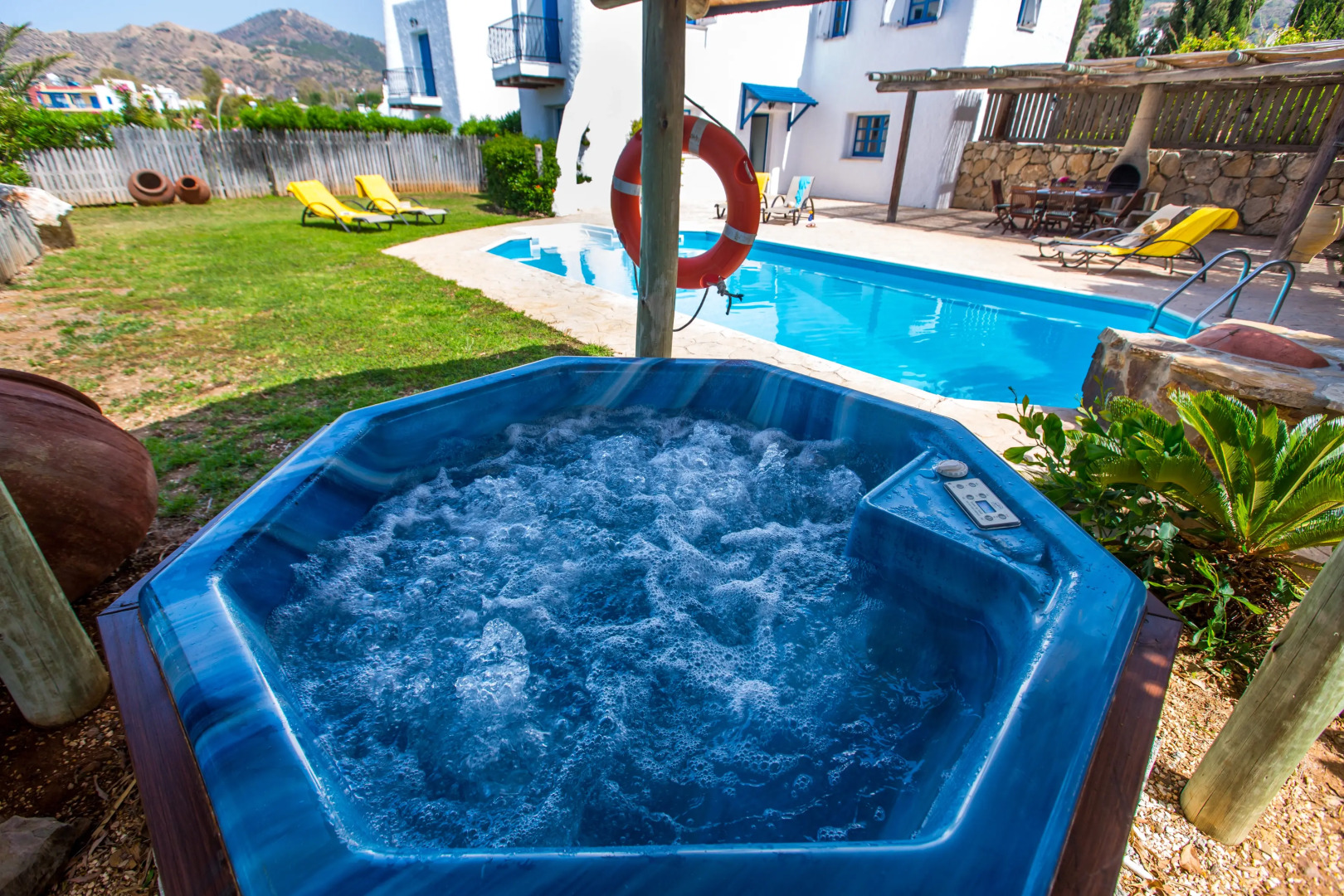 Villa Clarissa & Carmel’s View