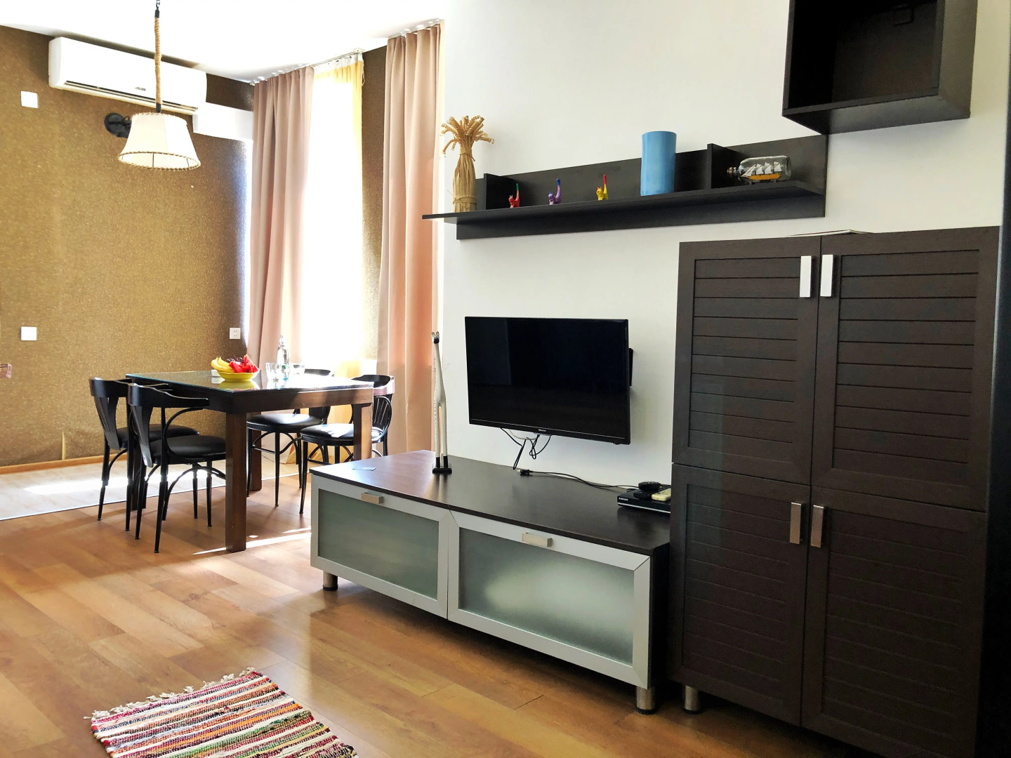 Отель Mgzavrebi