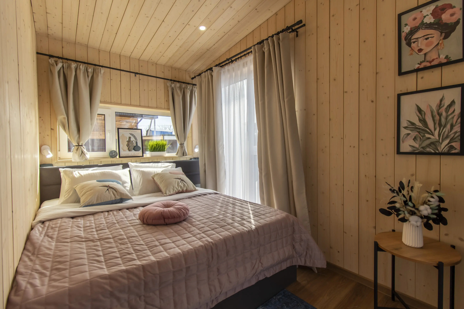 Частный дом Уютный для небольшой компании