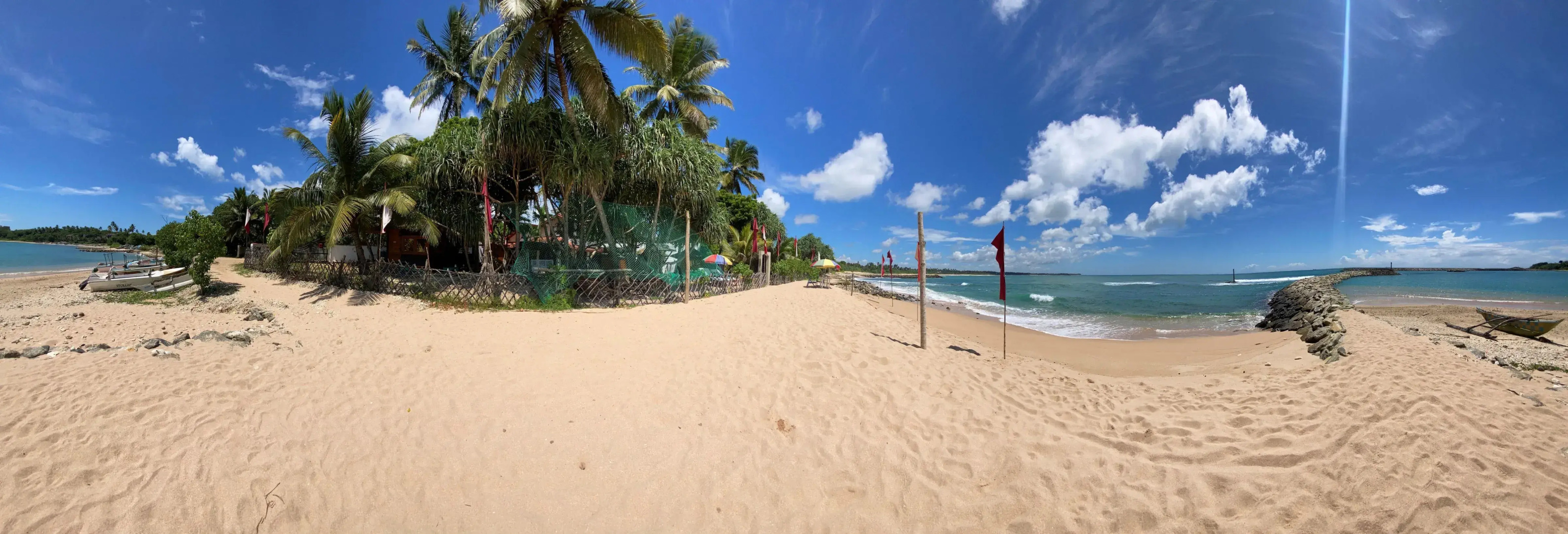 Мини-отель Tomorrowland Beach Villas & Fisherman's Wharf Restaurant