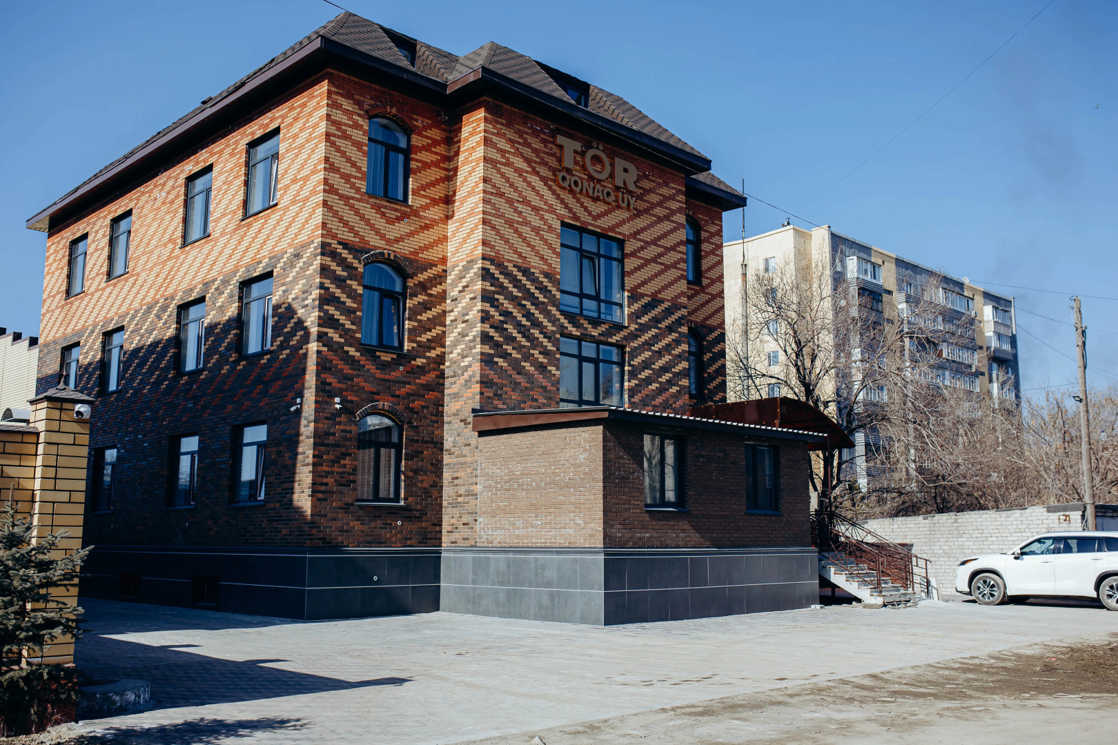 Отель Тор