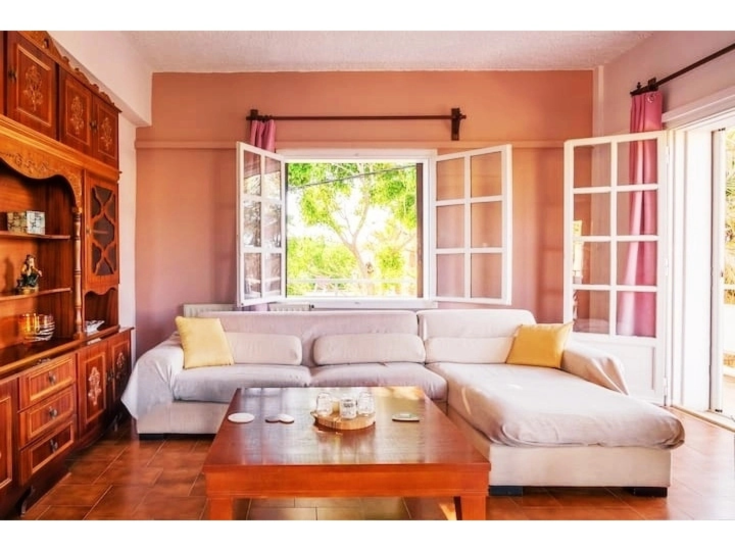Апартаменты Rena's Hospitality walk to the beach 10min to Chania