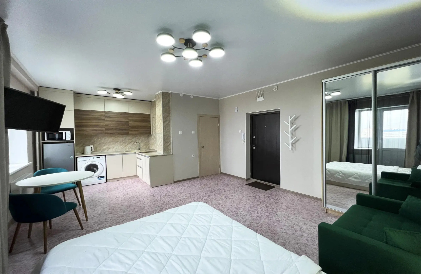 Апартаменты Добрые Сутки на Декабристов 22-153