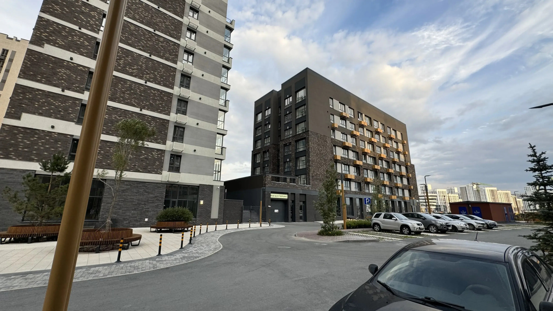 Квартира Пятиместная Красивая в Новом Районе Дивный Квартал у Озера