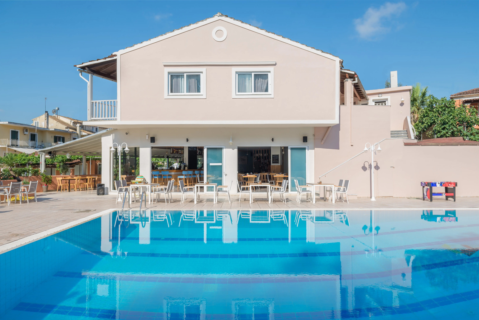 Dominoes Hotel Apartments