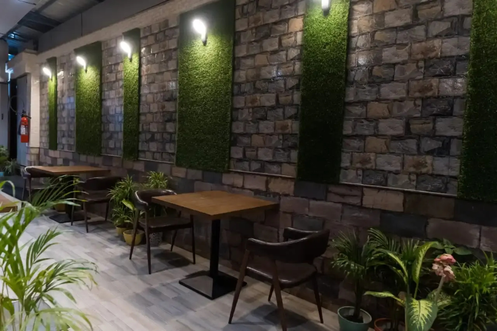 Отель The Avenue Ballygunge