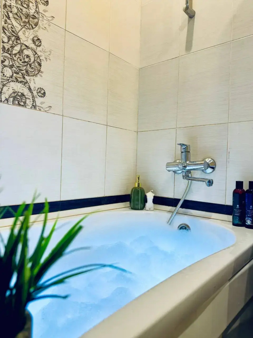 Квартира у метро Чкаловская Апарт 96