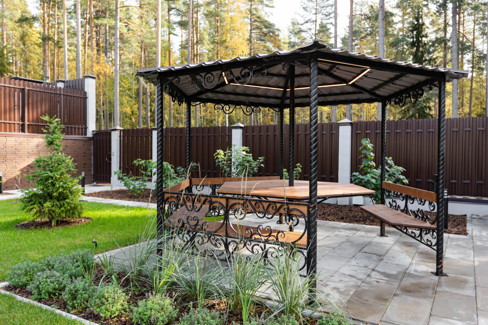 Частный дом Whitey House половина 2