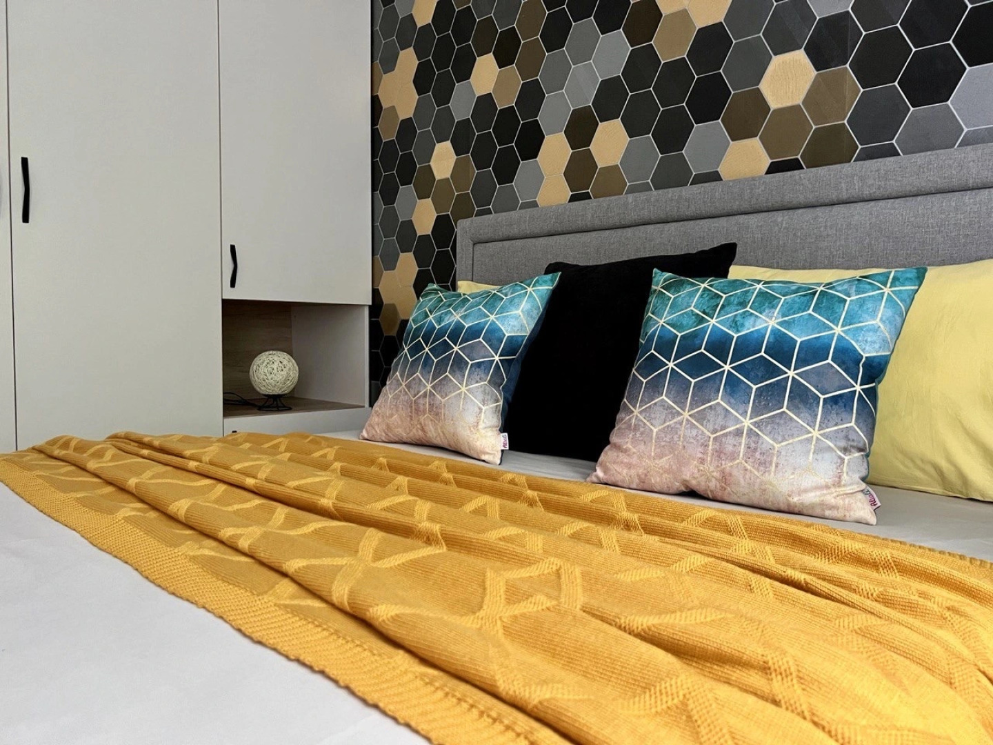 Апартаменты Уральская 4