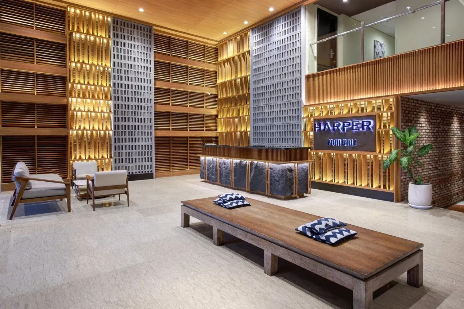 Отель Harper Kuta