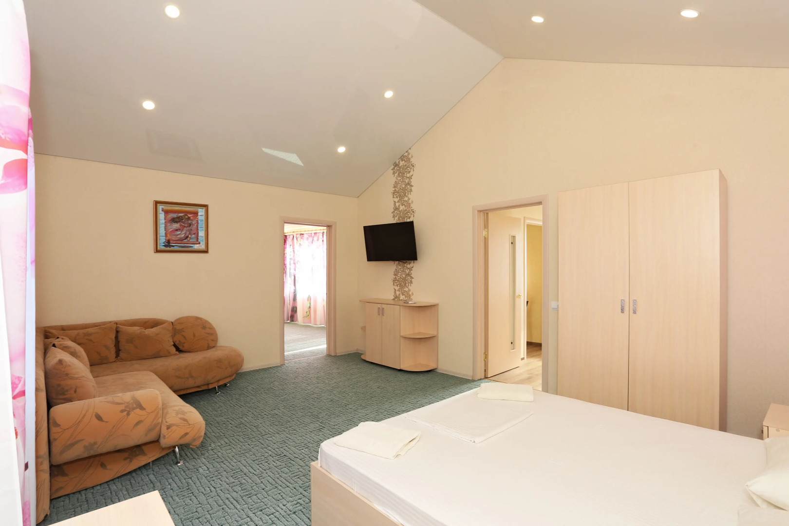 Отель Орхидея