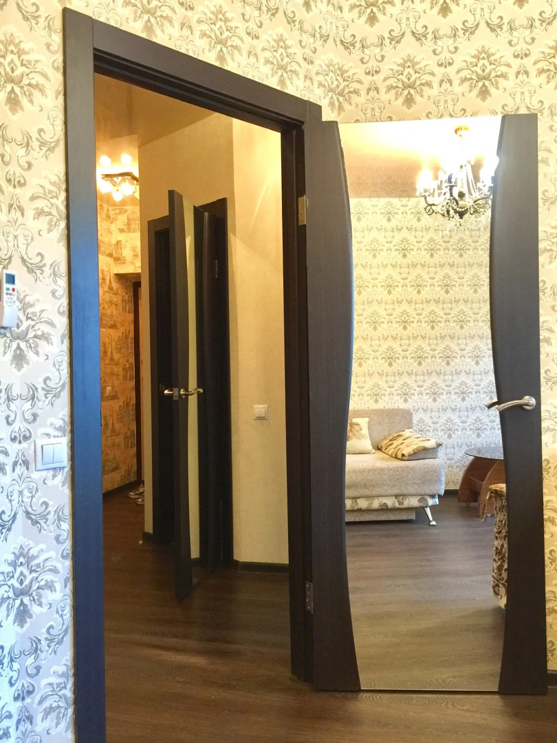 Двухкомнатная квартира на набережной