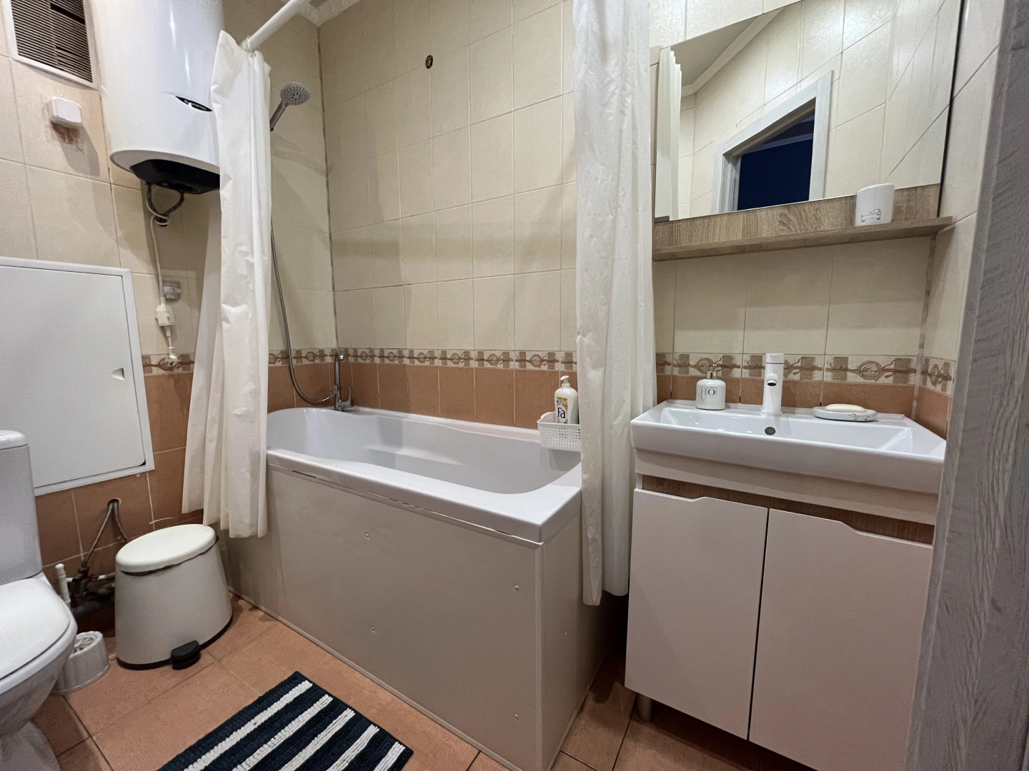 Апартаменты 3-х комнатная квартира в центре рядом с ТЦ Галерея Новосибирск