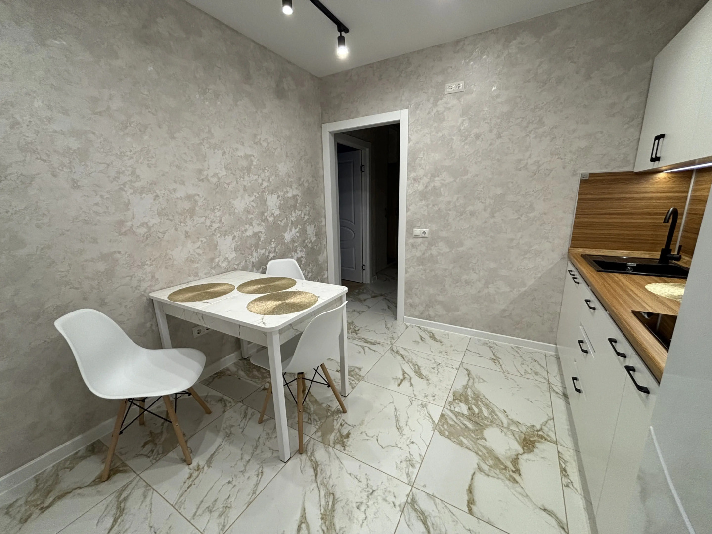 Квартира Уютная и светлая видовая квартира с панорамным видом на Волгу