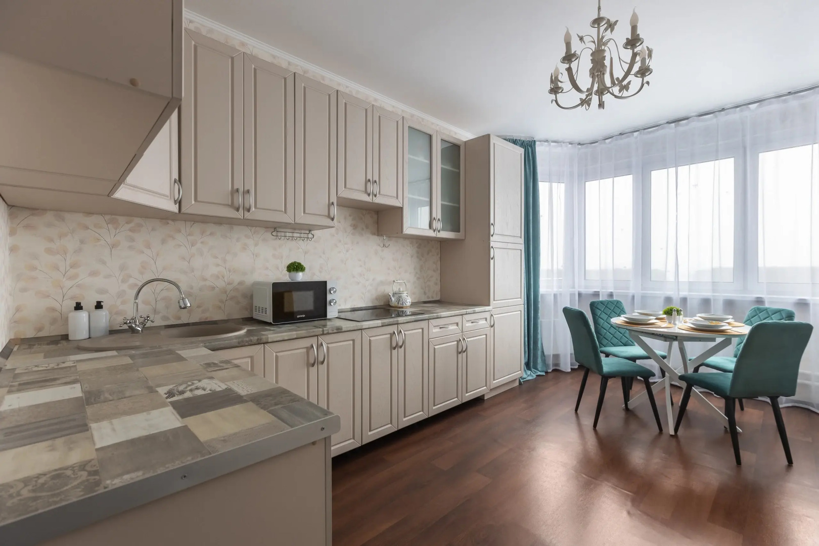 Квартира Толстой на Парковой