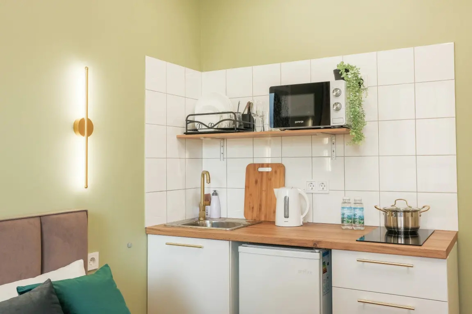 Апартаменты На Семена Лагоды (1)