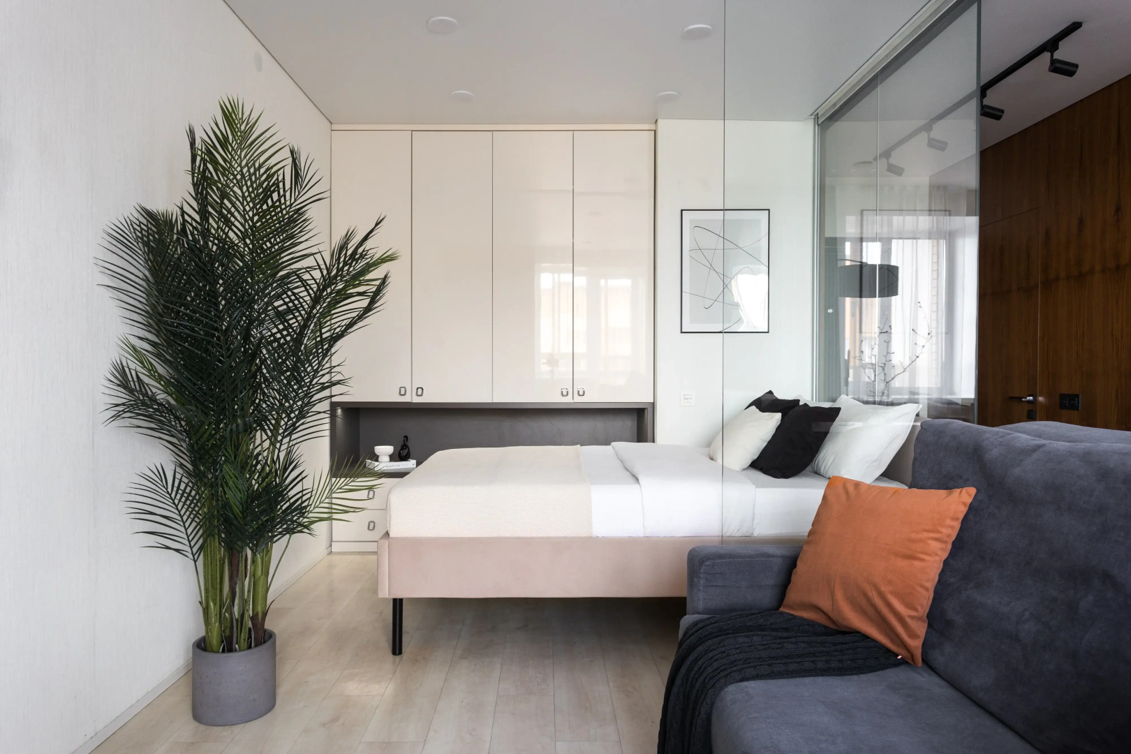 Апартаменты  на 18 Этаже Hugge Place