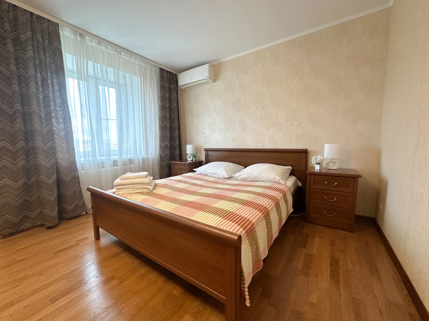 Квартира Трехкомнатная Аэродромная 72а