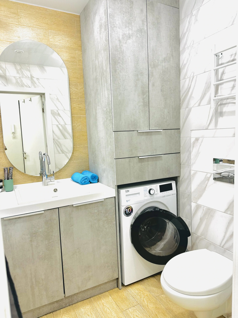 Квартира с дизайнерским ремонтом рядом с ИРНИТу