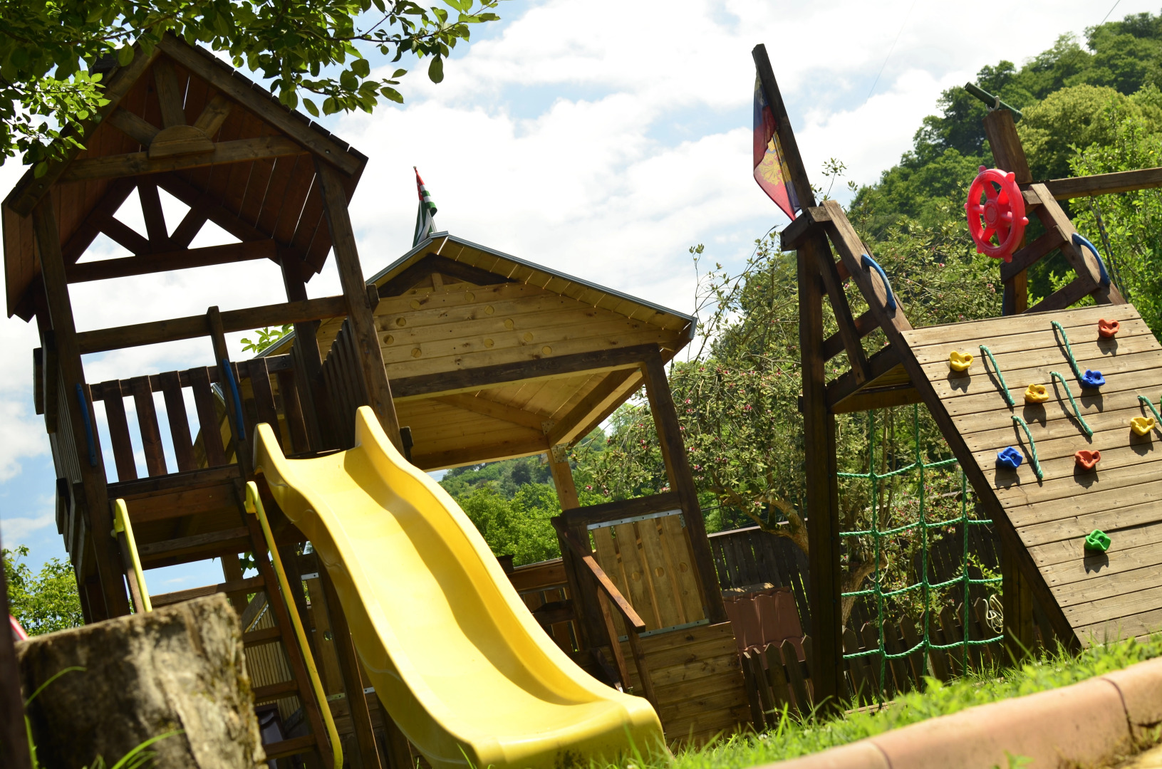 Отель ДжаНат