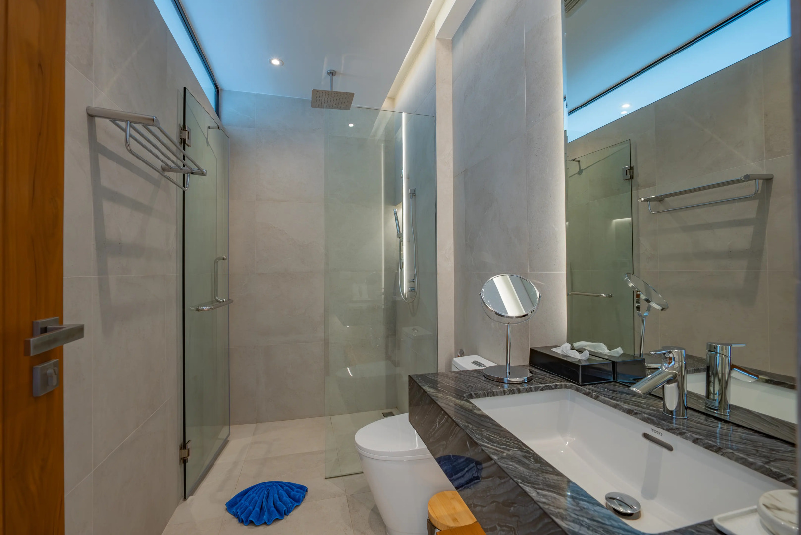 Вилла Luxury Infinity Pool Villa in Nai Harn