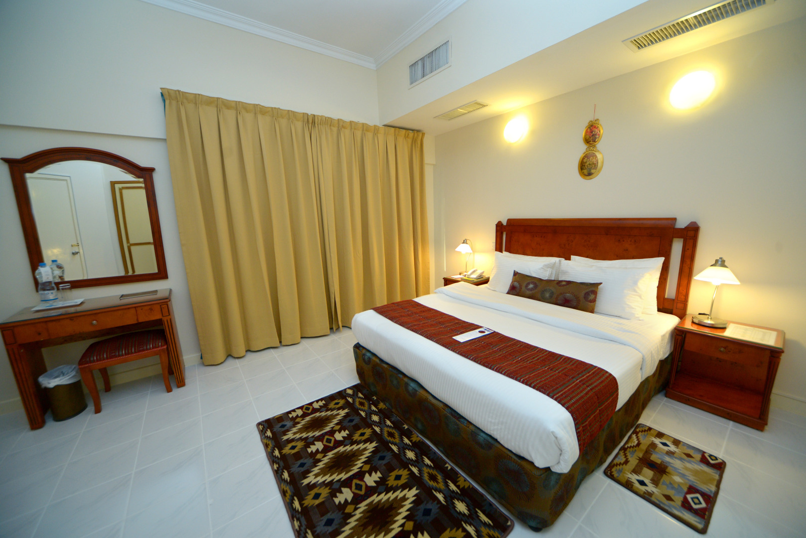 Отель Nejoum Al Emarate