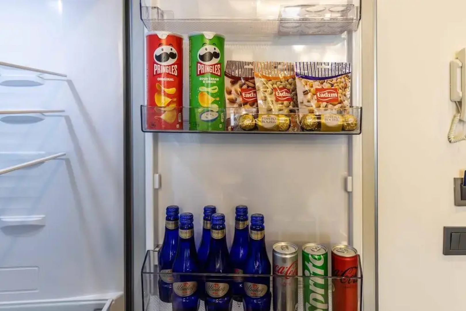 Отель BayMari Suites City Life