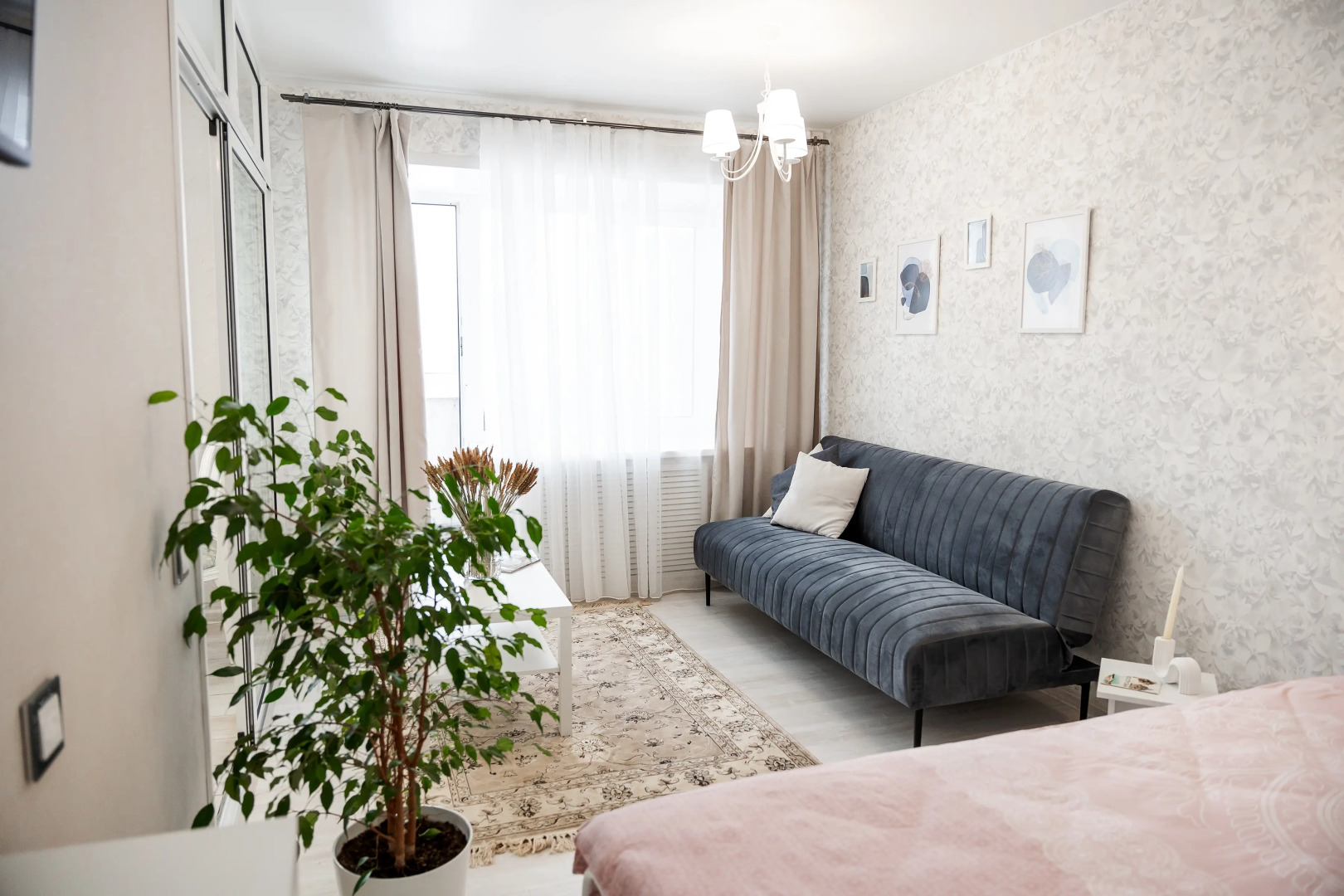 Квартира на Лавровской 6