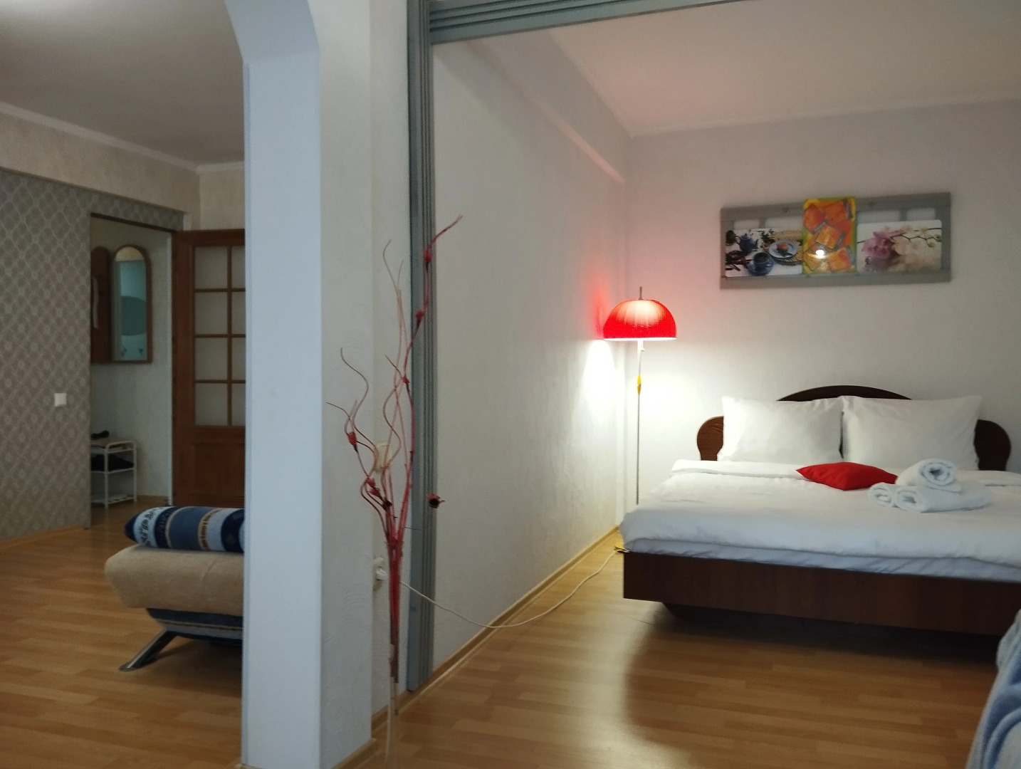 Квартира Двухкомнатная возле центра