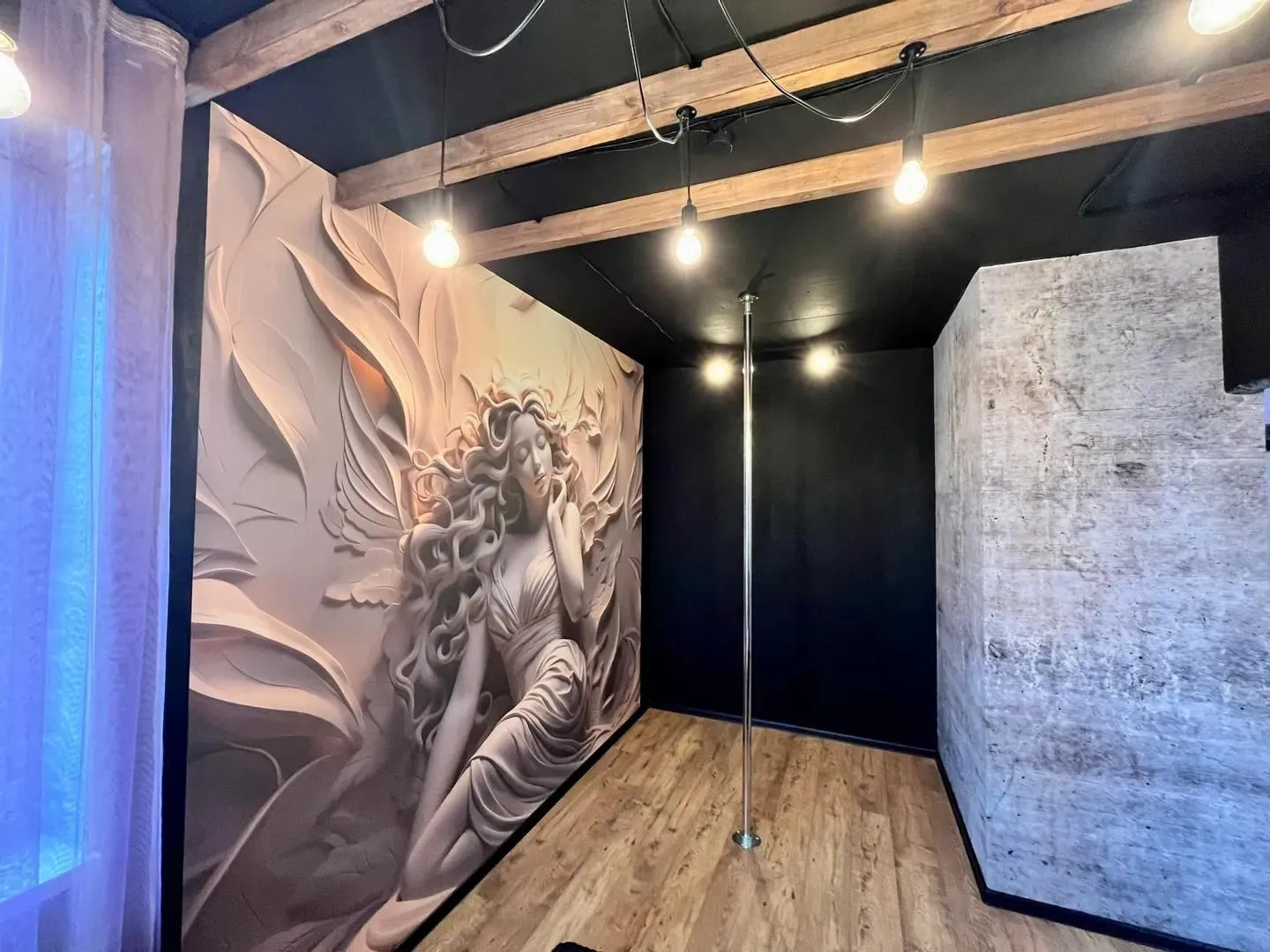 Квартира Стильная однушка с пилоном. Швейцария, Океанис, спортбаза Новинки