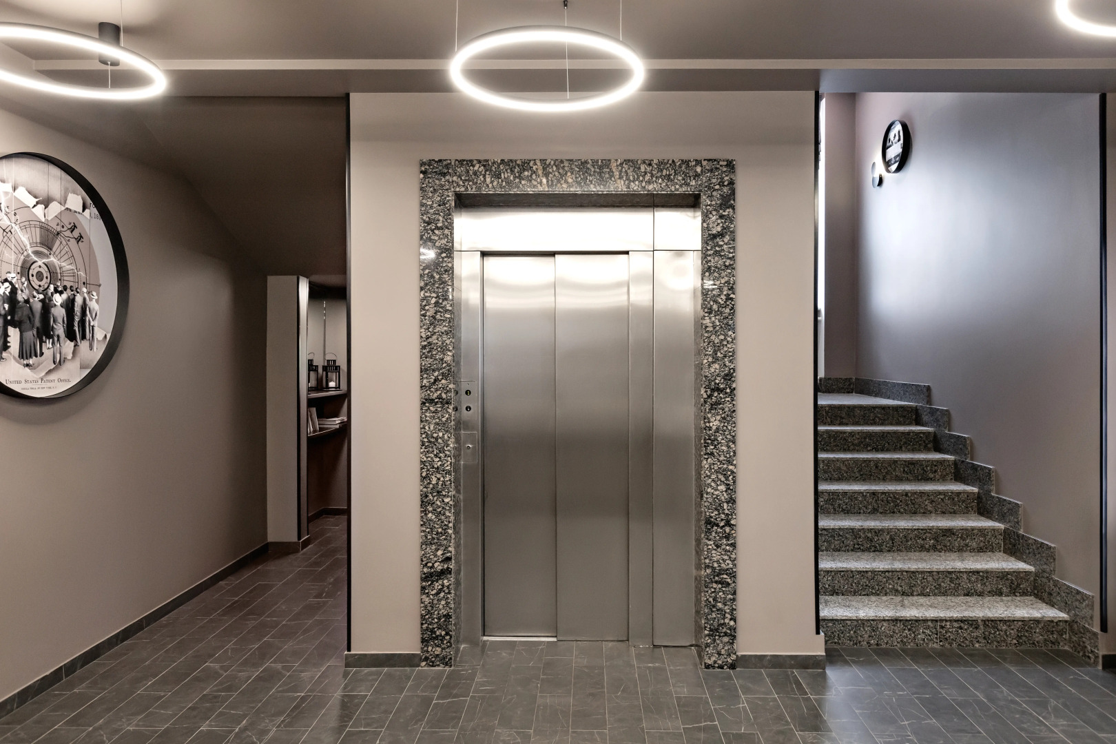 Отель Тесла