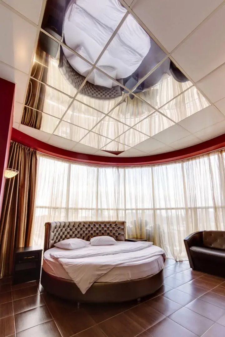 Отель Мартон Дона