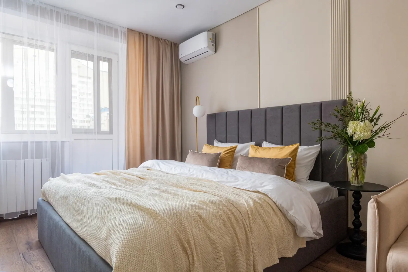 Квартира Трёхкомнатная с видом на оперный театр