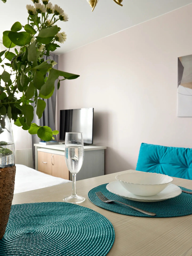 Квартира Студия Бирюза в 3 минутах пешком от метро Лесная