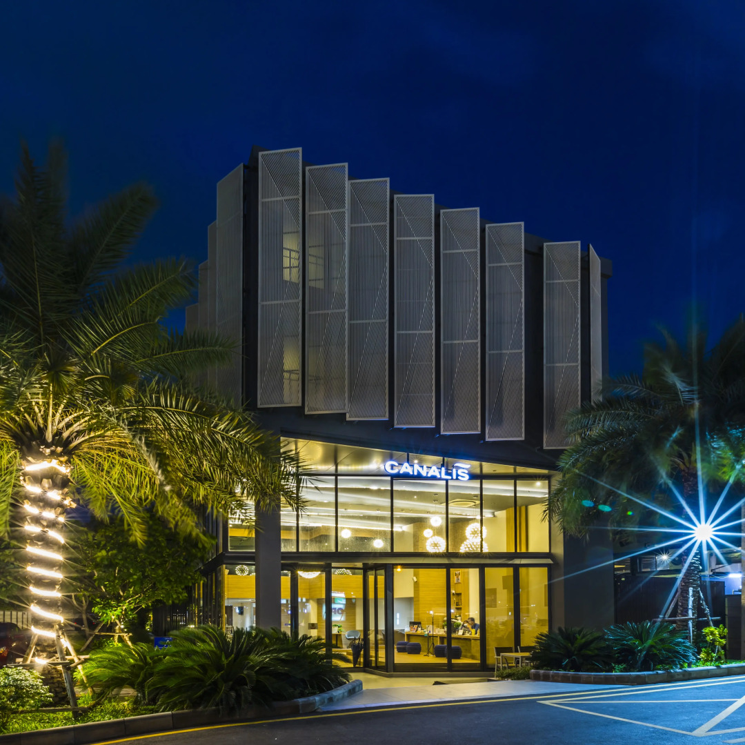 Отель Canalis Suvarnabhumi Airport Hotel