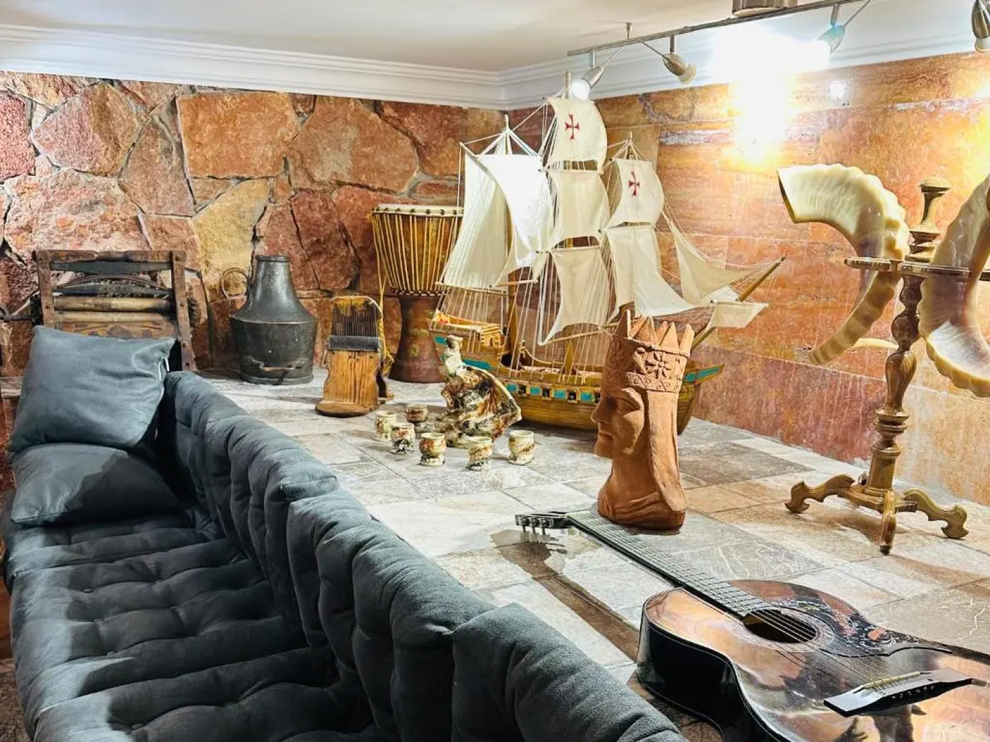 Отель Aspar Boutique Hotel