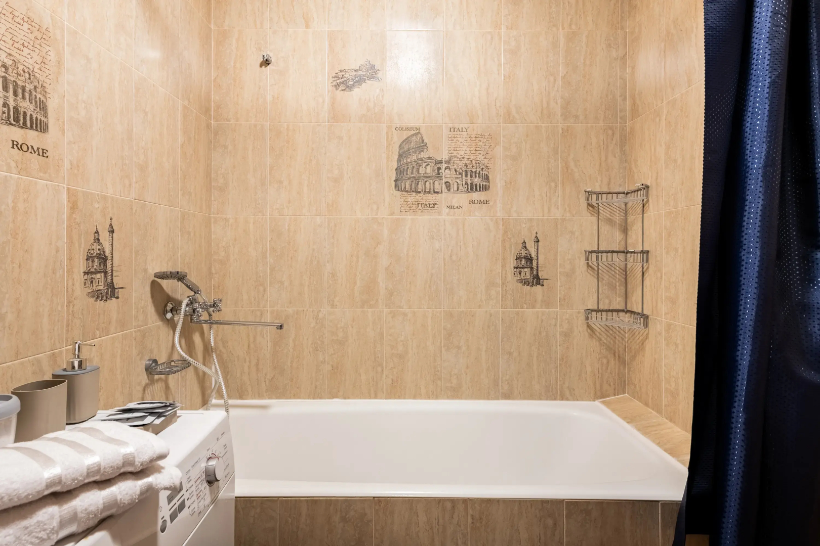 Квартира Просторная Natali на Метро Аннино