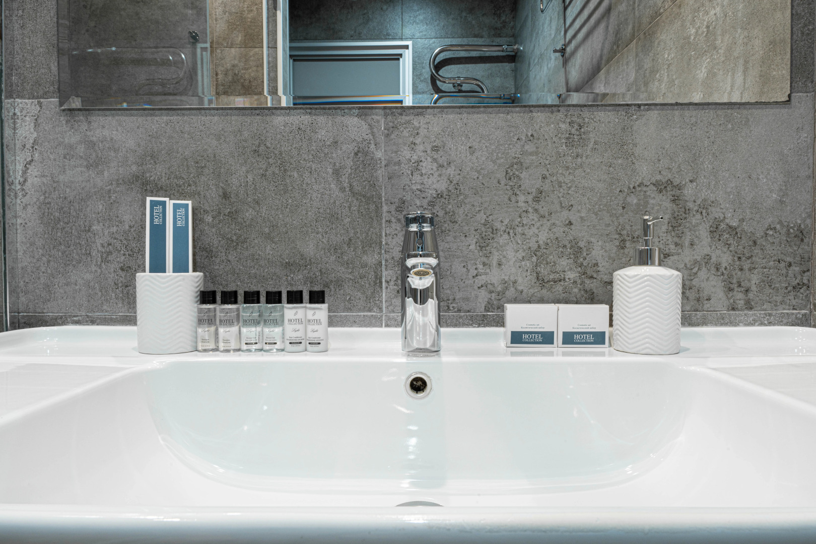 Апартаменты Lalapart Wooden Loft с дизайнерским ремонтом в ЖК Лайнер